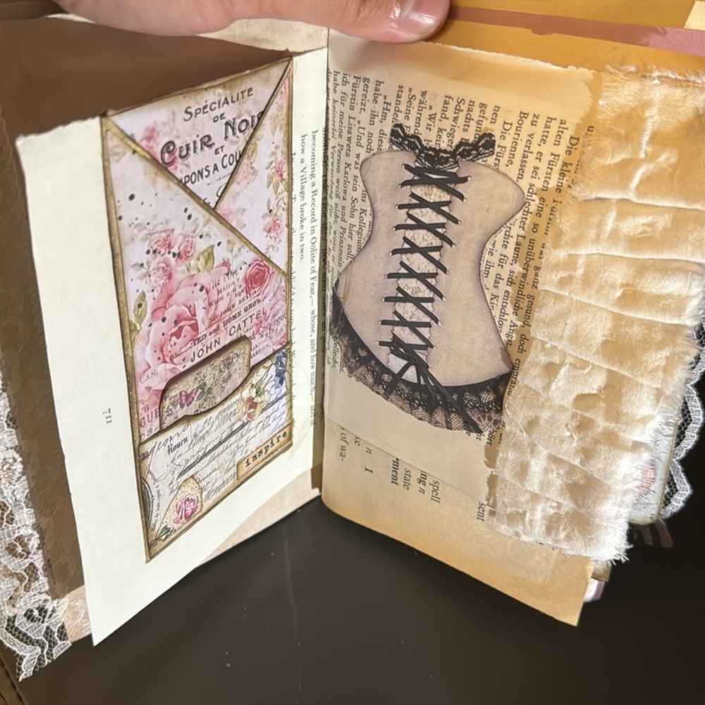 Junk Journal - Picture 3 of 8